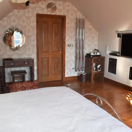Bed and breakfast Riverside Escape 4*
