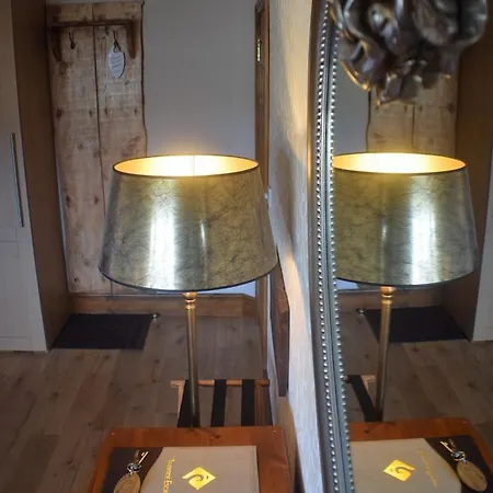 Alojamento de Acomodação e Pequeno-almoço Riverside Escape